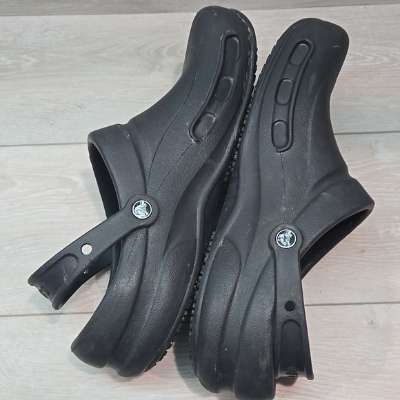 Crocs Men\'s Black Outdoor Rubber Clogs Shoes Sz 13 main image 5